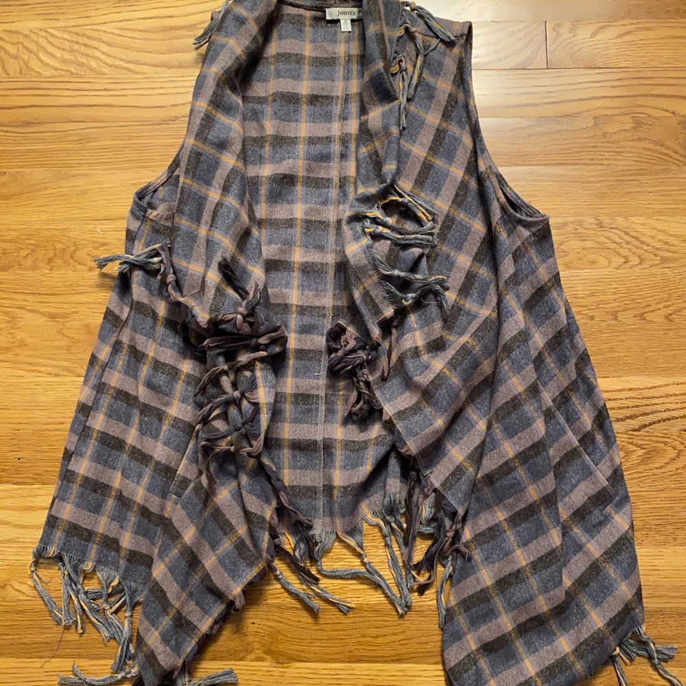 Open fringed vest